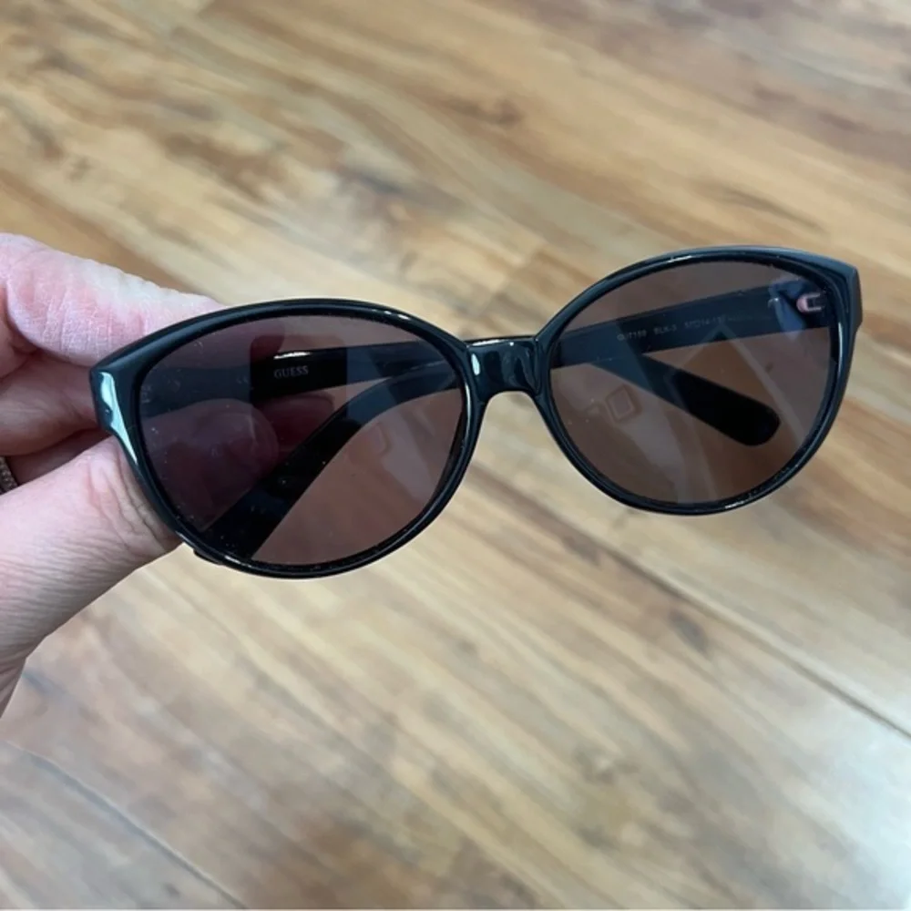 GUESS GU7159 BLK-3‎ Sunglasses 57/14/135 Gloss Black Summer Eyewear